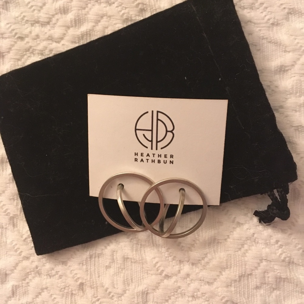 Heather Rathbun Earrings - Picture 3 of 4